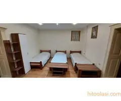 IZDAVANJE SMEŠTAJA ZA RADNIKE- ZRENJANIN, CENTAR- TAKOVSKA ULICA - 3