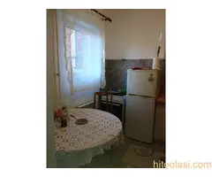 Izdajem jednosoban stan - 4