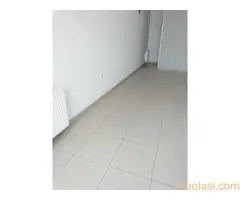 IZDAJEMO LOKAL, UB, NOVOGRADNJA CENTAR - 4