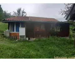 Prodajem porodično imanje sa kućom - 8