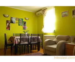 Kupite 2.5 stan 56m2 na najvišljem brdu Beograda sa dalekosežnim pogledom. Kumodraž - 10