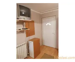 Izdajem garsonjeru komplet namestena, 25 kvadrata - 2