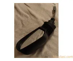 prodajem dva retrovizora - 2