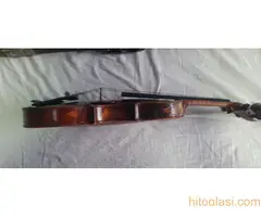 Prodajem Majstorsku Violinu Amati - 2