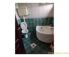 Izdajem dvoiposoban  stan - 2