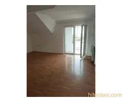 Izdajem dvoiposoban  stan - 11