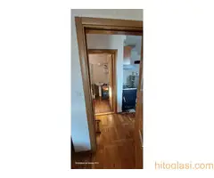 IZDAJE se namešten odmah useljiv renoviran pre 2 nedelje 1,5 soban stan MIRIJEVO isključivo na 12 me - 13