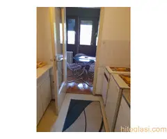 Izdajem 2-soban stan, namešten,  u centru Beograda. - 10