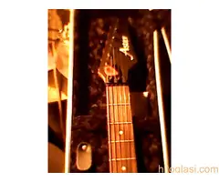 Nekorišćeni gitara marke Aster, čvrst profesionalan kofer, nove žice, kaiš, itd. - 5