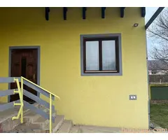 Smestaj/apartmani u kuci do max.10 osoba (5+5) u Jarkovcima / Indjija - 3