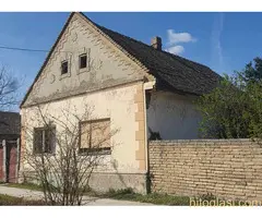 Stara kuca u Kucuri na prodaju